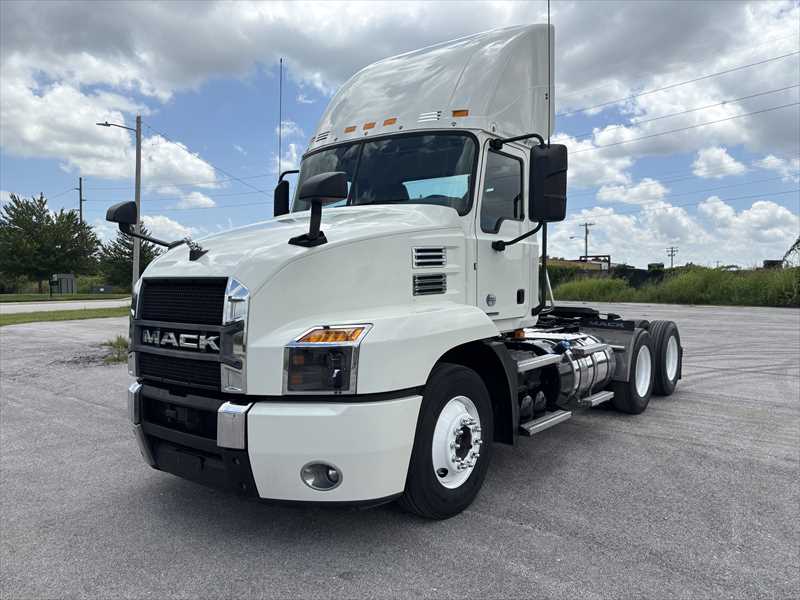 2020 Mack  AN64T